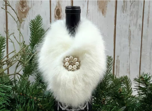 White Fur Wine Collar Crystal Brooch
