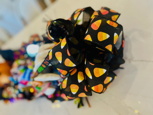 Small Halloween Trick or Treat Centerpiece
