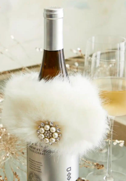 White Fur Wine Collar Crystal Brooch