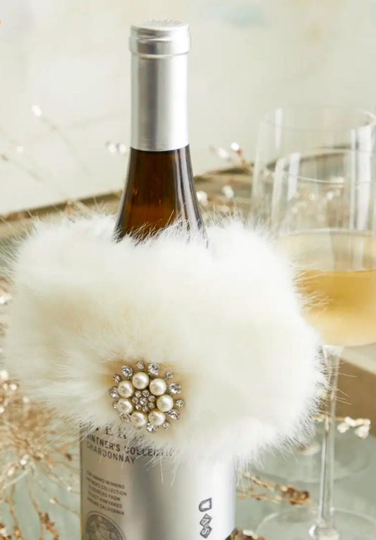 White Fur Wine Collar Crystal Brooch