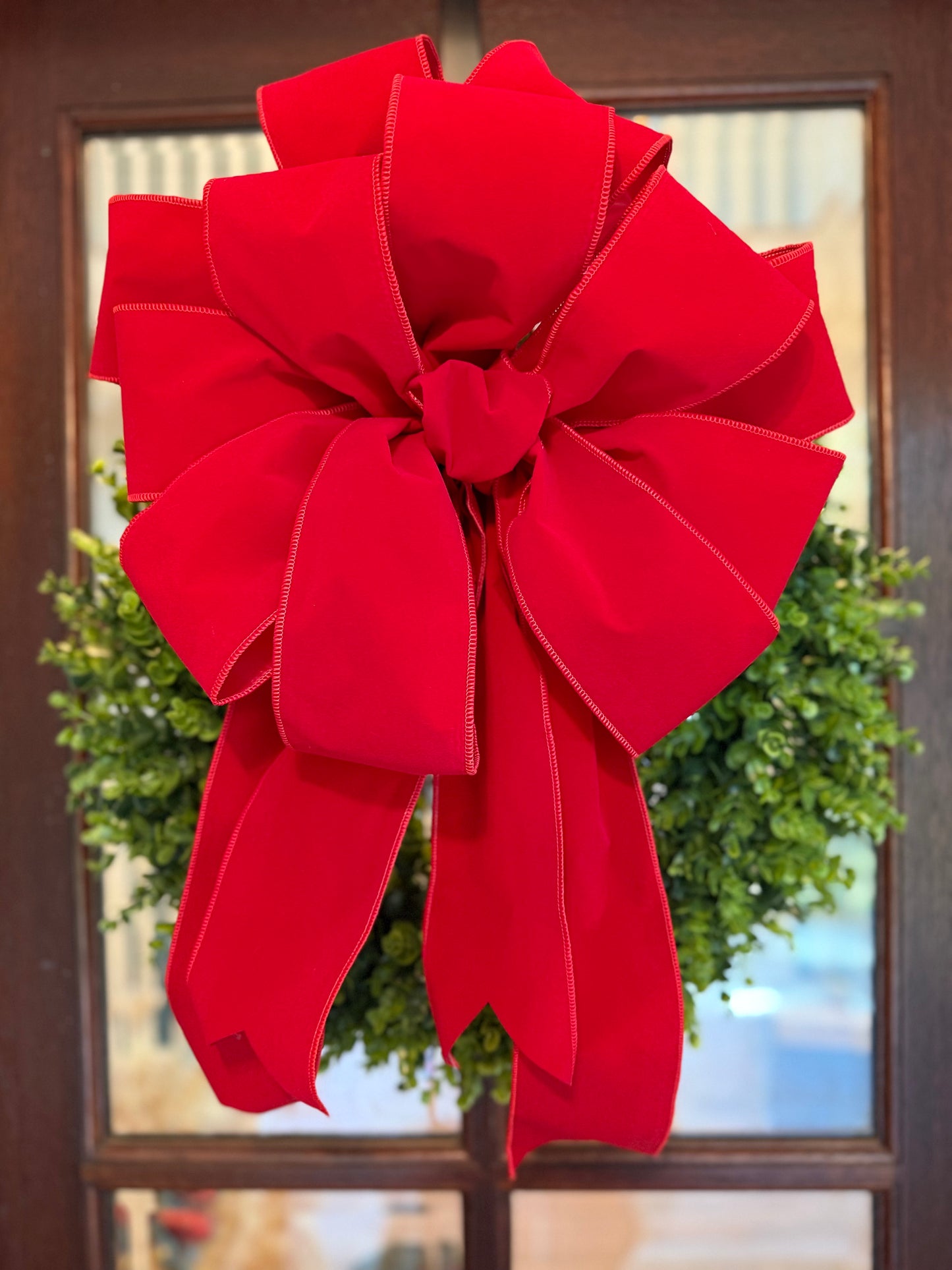 Classic Red Velvet Holiday Outdoor Bow