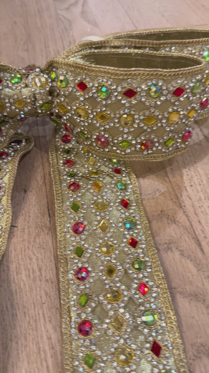 The Buckingham Palace Bow